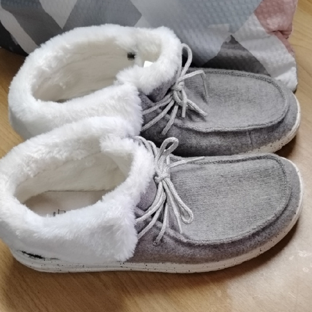 Hey Dude Gray Ankle Booties with Plush Lining